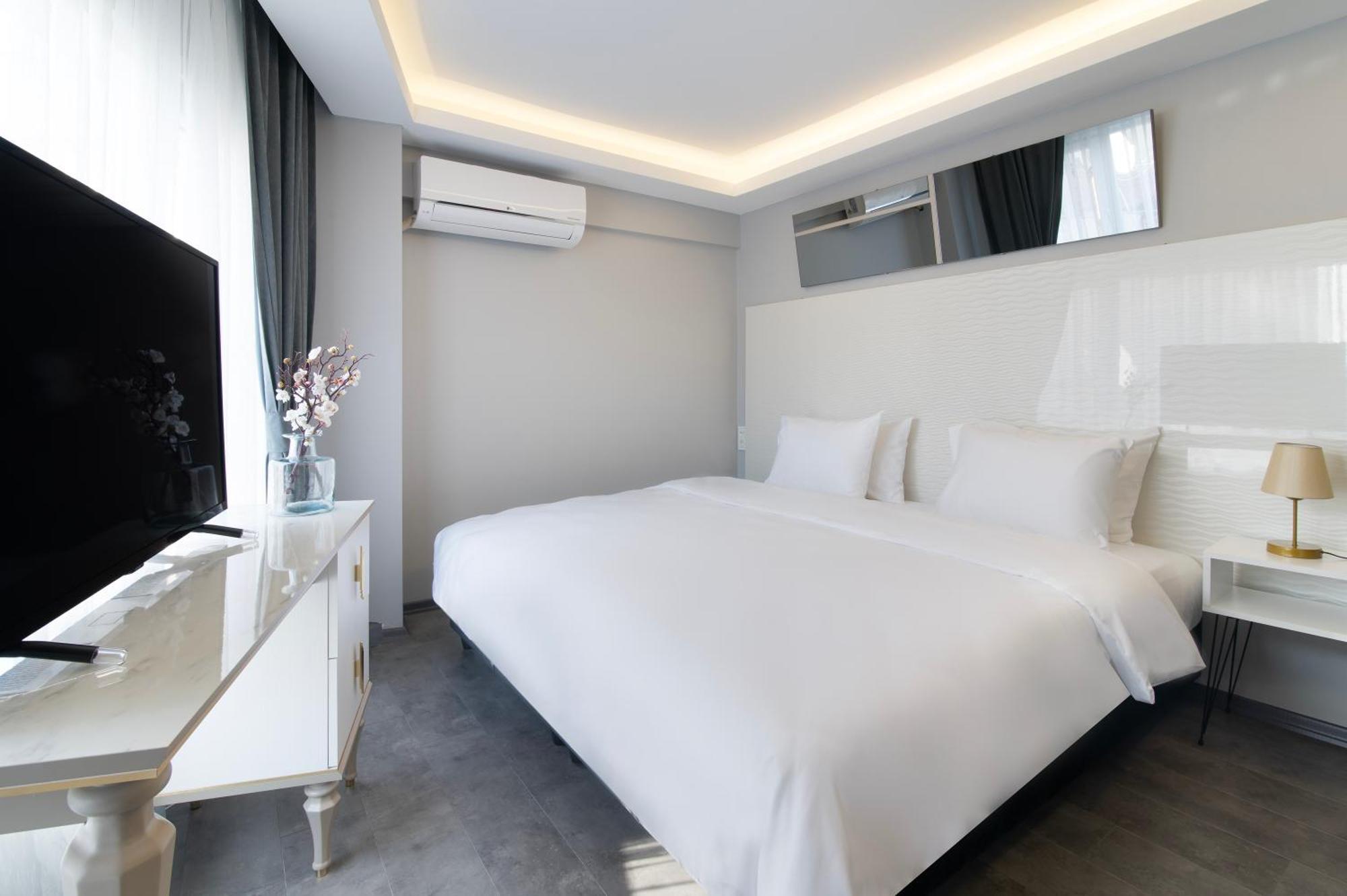 Via Ciragan Hotel Istanbul Exterior photo
